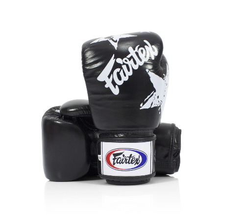FAIRTEX - Nation Print Boxing Gloves (BGV1) - Black/8oz 